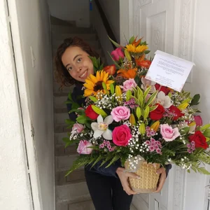 Sophiaa_Gomez Thank you for making my days bright, I carry you in my heart Pic 2