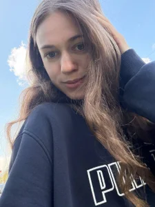 ChristianeBranyan Public Billede