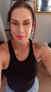 Lucy_Love40 Public Pic 9