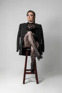 PenelopeOwen Public Pic 9
