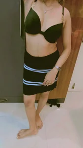 short_girl_ Black ❤️ Immagine 