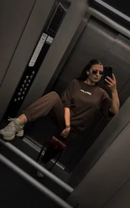 Public de NicoleBrawn  8 Imagens