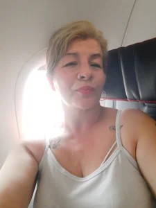 Abby-Blonde Original , natural y Hot Pic 9