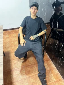 and this is me de mathews_04  4 Imagens