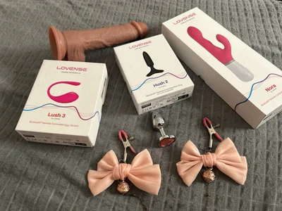 EmilyHude_ my toys Εικόνα