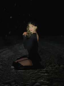 LouiseChavez winter night Immagine 