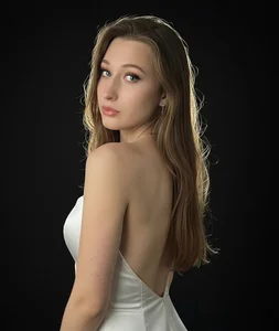 Emma_Willson Public slika