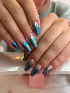 Amaru_velvet Nails 💅 Bilde 5