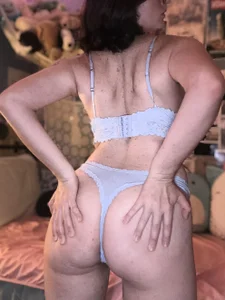 vanitycarmella Public Poză 3