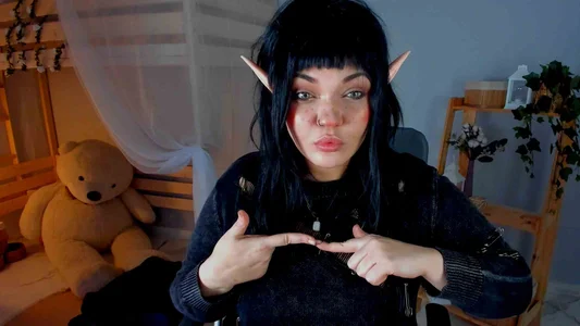 MaryHarrys I'm an elf Pic 5