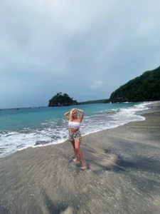 VictoriaMorrone Holiday glimpse ✨🌄 Pic 7