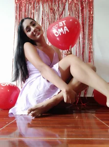 EIMY-ROBERTS Valentine's Day Gambar 5