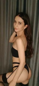 SilviaVandaの.の枚の写真