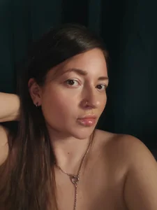 NoraMilf Public slika 5