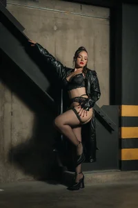 MorganHicks kullanıcısının Make my look tell you everything. albümü -  5 fotoğraf