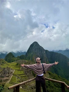 ARON_TAYLER01 Perú 🇵🇪  7টি ছবি