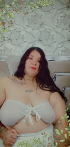 Goddexxxvane ur big mami godess🥰🥳 Pic