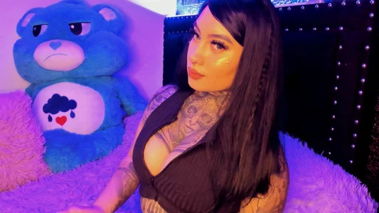 CloeeBeckam Black Pic 5