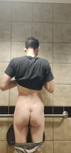 Skinny_freakPublic Bild 3