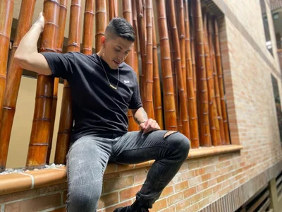 MANUEL de yeckodream  3 photos