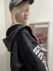 KoriMelon is this a girly outfit? slika 2
