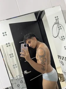 valentino_santoss Hola 사진