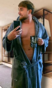 Hey-Hot Public slika