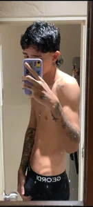 Public de Xanderr_owen2  2 photos