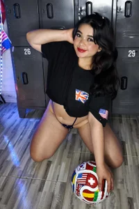 Scarlett_1007 🔥World mode 🔥Remember to activate my reaction World Tournament ⚽⚽ Pic 2