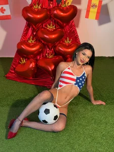 KayraLanne World Cup ⚽ صورة واحدة|KayraLanne World Cup ⚽ صورتان|KayraLanne World Cup ⚽  5 صور|KayraLanne World Cup ⚽  5 صورة