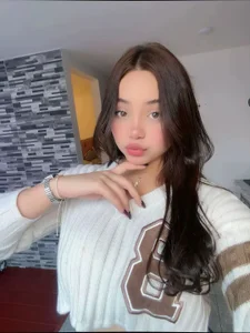 ivyzu_: Public ( 4 фото)