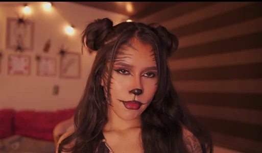 your tigress🐯 de chloe_moons_  9 Imagens