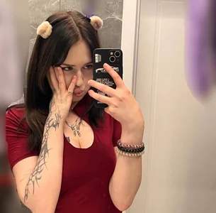 Daisyy_Doll Public - {count, plural, one {תמונה אחת} two {שתי תמונות} many {# תמונות} other {# תמונות}}