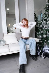 AlisHanson All I Want For Christmas Pic 8