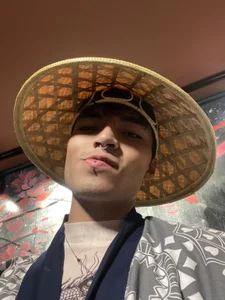 dylan_fun18 my descendants টি ছবি