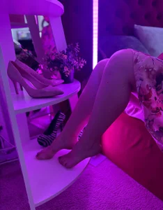Look at my legs❤️ od Lexa_DelAmour  9 snímek