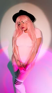 antonella_contti_ 🔥 Sugar on the outside, fire inside. Foto 2