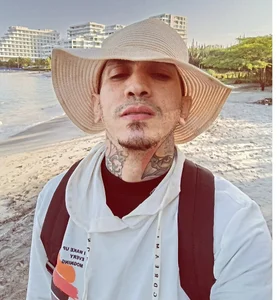 IaDoherty Beach days are great! 🏖️💘🌟 Kuva