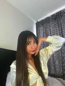 Bella_Stone: Public ( 4 фото)