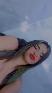 kairadayamai 🔥 Namaste, darling... shall we play with fire today? Foto 2