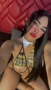 VeronicaLodge23 Public 사진 4