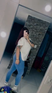 dawaaa_ Gym Outfits 💪🏻🤍 Pic 3