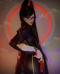 Little-yor Bayonetta♥️ Bilde 3