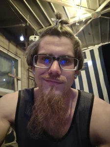 Public de LovelyGreekDick6  6 Imagens