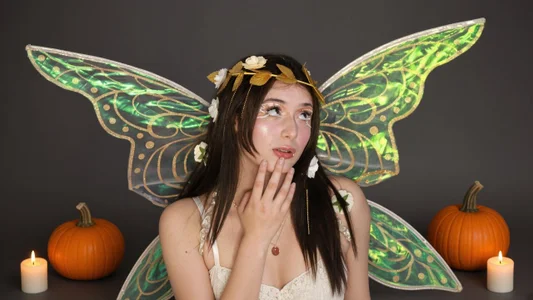 MegannTaylorx 🔮Mystical Temptation🎃 Pic 5