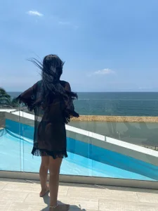 Zdjęcia chloe_sullivannn Chloe on the beach:  3