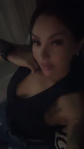 BrendaCastillo Public Pic 2