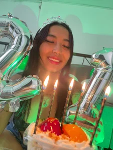 melanieecox my birthday 🥰😍 Pic 3