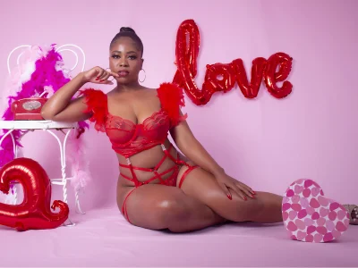 AlisonTravisのSan Valentine 💋🥰の 2枚の写真