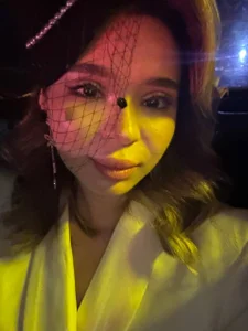 luna_queenn Public  3টি ছবি